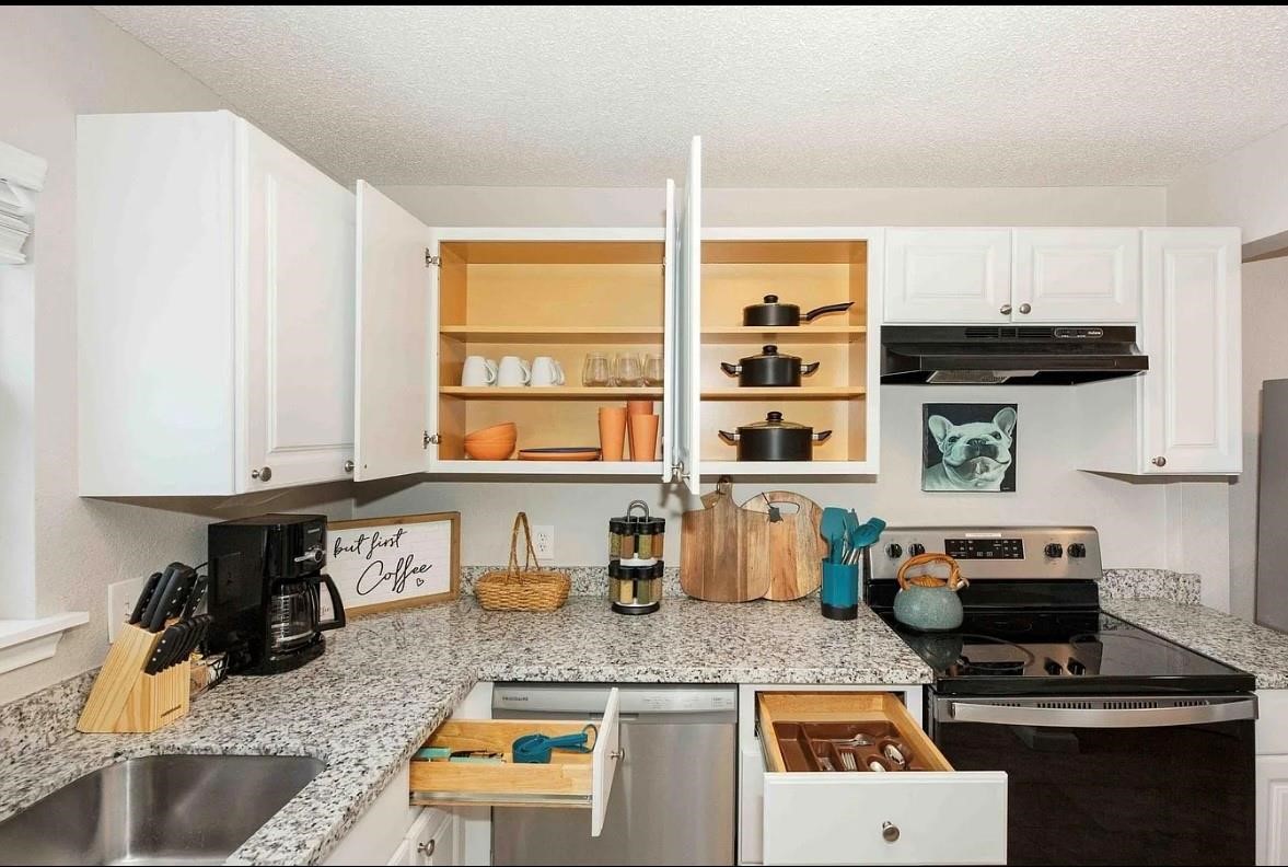 1407 East 35th Street Houston, TX 77022 - Photo 10 of 25