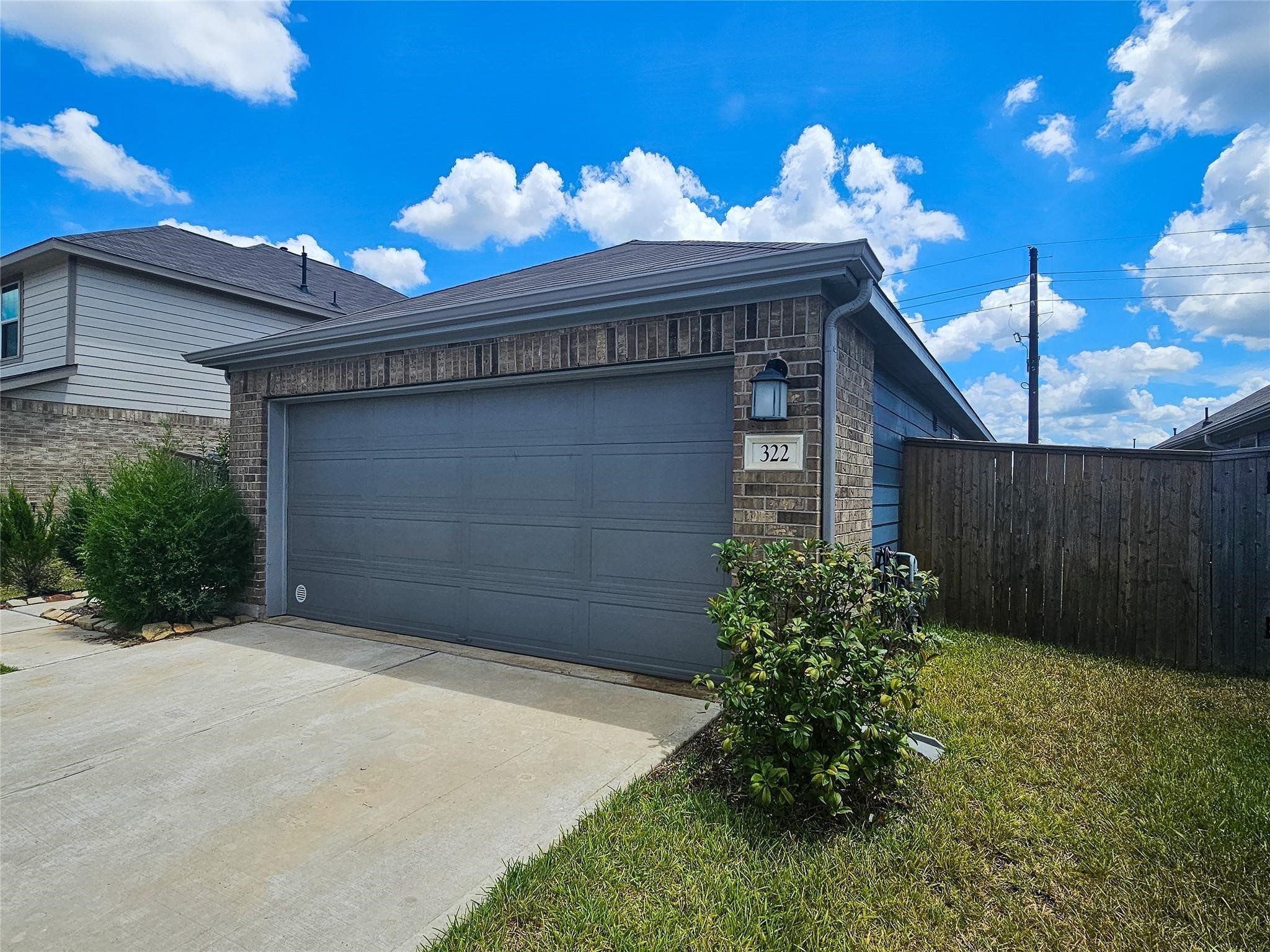 322 Pickwick Gdns Lane Magnolia, TX 77354 - Photo 3 of 31