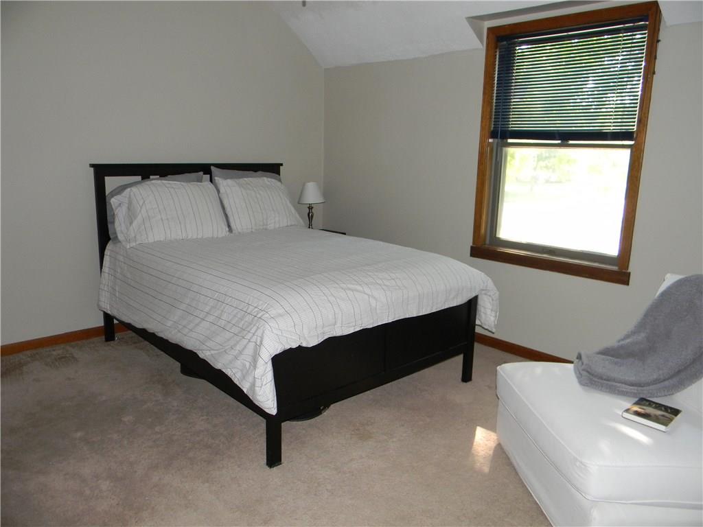 3715 River Road Columbus, IN 47203 - Photo 14 of 22