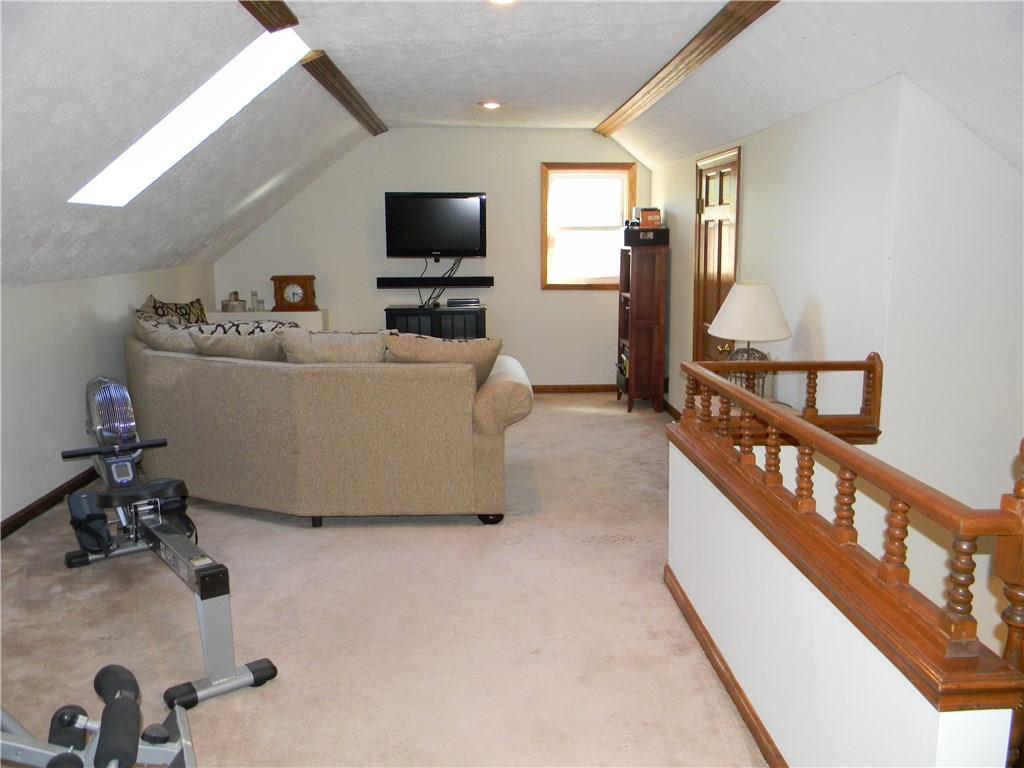 3715 River Road Columbus, IN 47203 - Photo 17 of 22