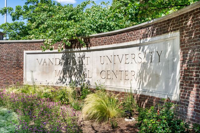 $1,000,000 | 1812 Ashwood Avenue, Nashville, TN 37212