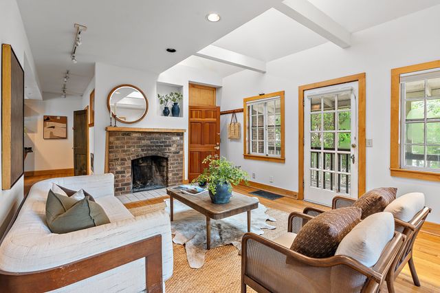 $1,000,000 | 1812 Ashwood Avenue, Nashville, TN 37212