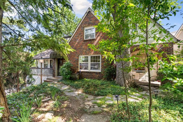 $1,000,000 | 1812 Ashwood Avenue, Nashville, TN 37212
