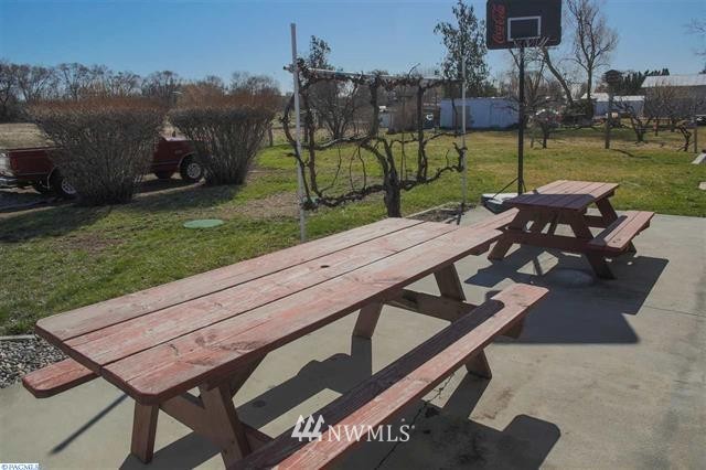 715 South Sunset Acres Road Othello, WA 99344 - Photo 20 of 22