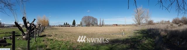 715 South Sunset Acres Road Othello, WA 99344 - Photo 3 of 22