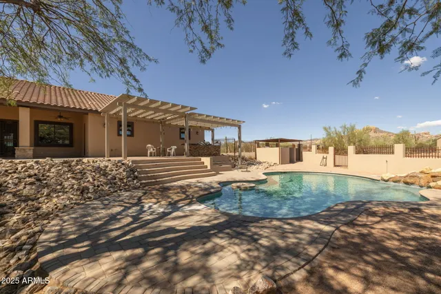 $1,995,000 | 2530 East McKellips Boulevard, Apache Junction, AZ 85119