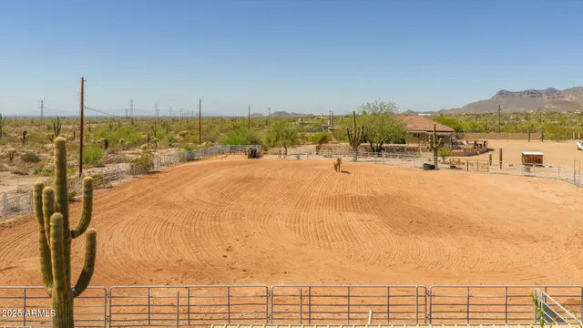 $1,995,000 | 2530 East McKellips Boulevard, Apache Junction, AZ 85119