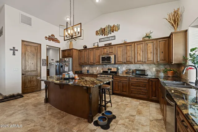 $1,995,000 | 2530 East McKellips Boulevard, Apache Junction, AZ 85119