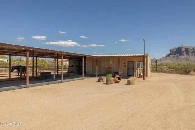 $1,995,000 | 2530 East McKellips Boulevard, Apache Junction, AZ 85119