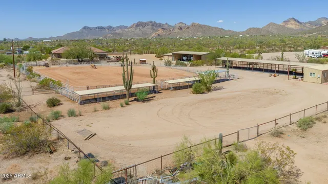 $1,995,000 | 2530 East McKellips Boulevard, Apache Junction, AZ 85119