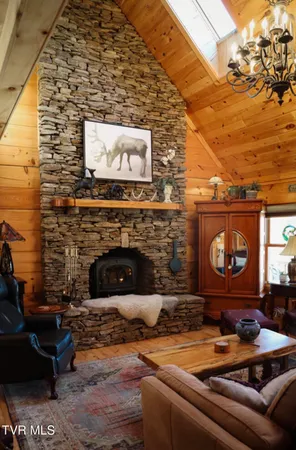 $473,500 | 171 Bankers Bend, Mountain City, TN 37683