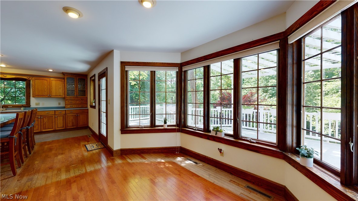 863 Bryce Road Kent, OH 44240 - Photo 6 of 34 Gallery Image 6