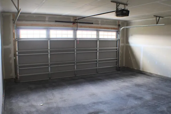 $2,050 | 109 South Peak Drive, McGaheysville, VA 22840