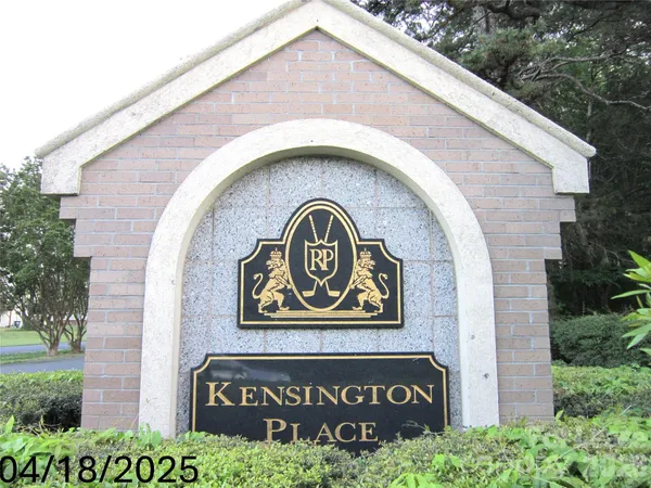 a sign that is on the side of a building