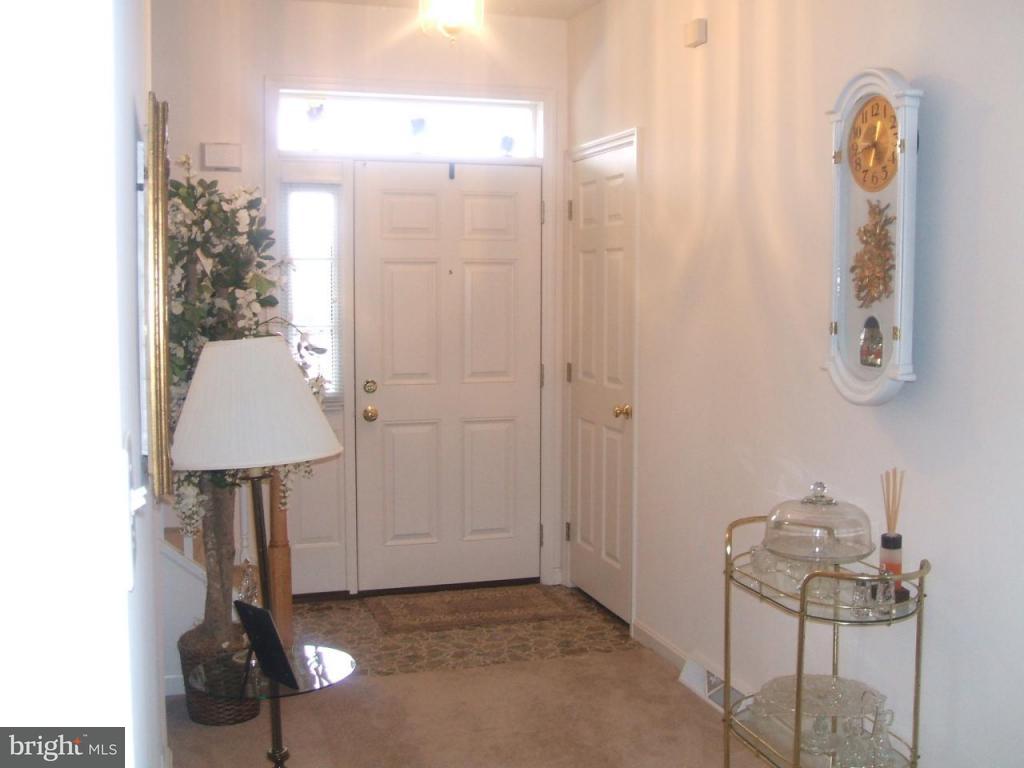 636 Wallingford Road Lititz, PA 17543 - Photo 2 of 13