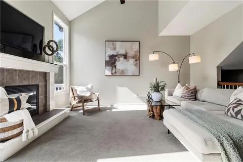 $445,000 | 701 East 109th Street, Kansas City, MO 64131