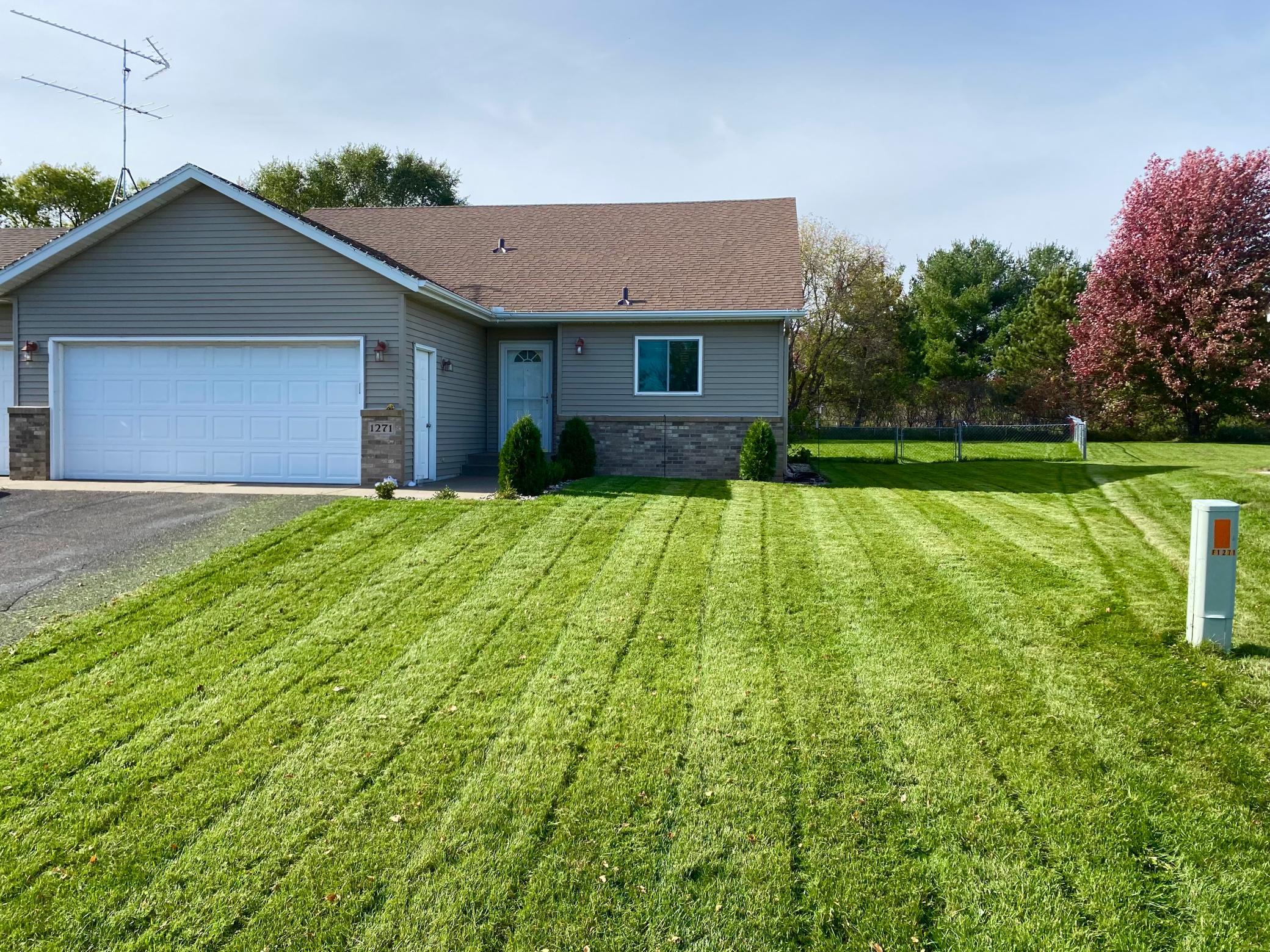 1271 Stone Ridge Road Sauk Rapids, MN 56379 - Photo 2 of 34
