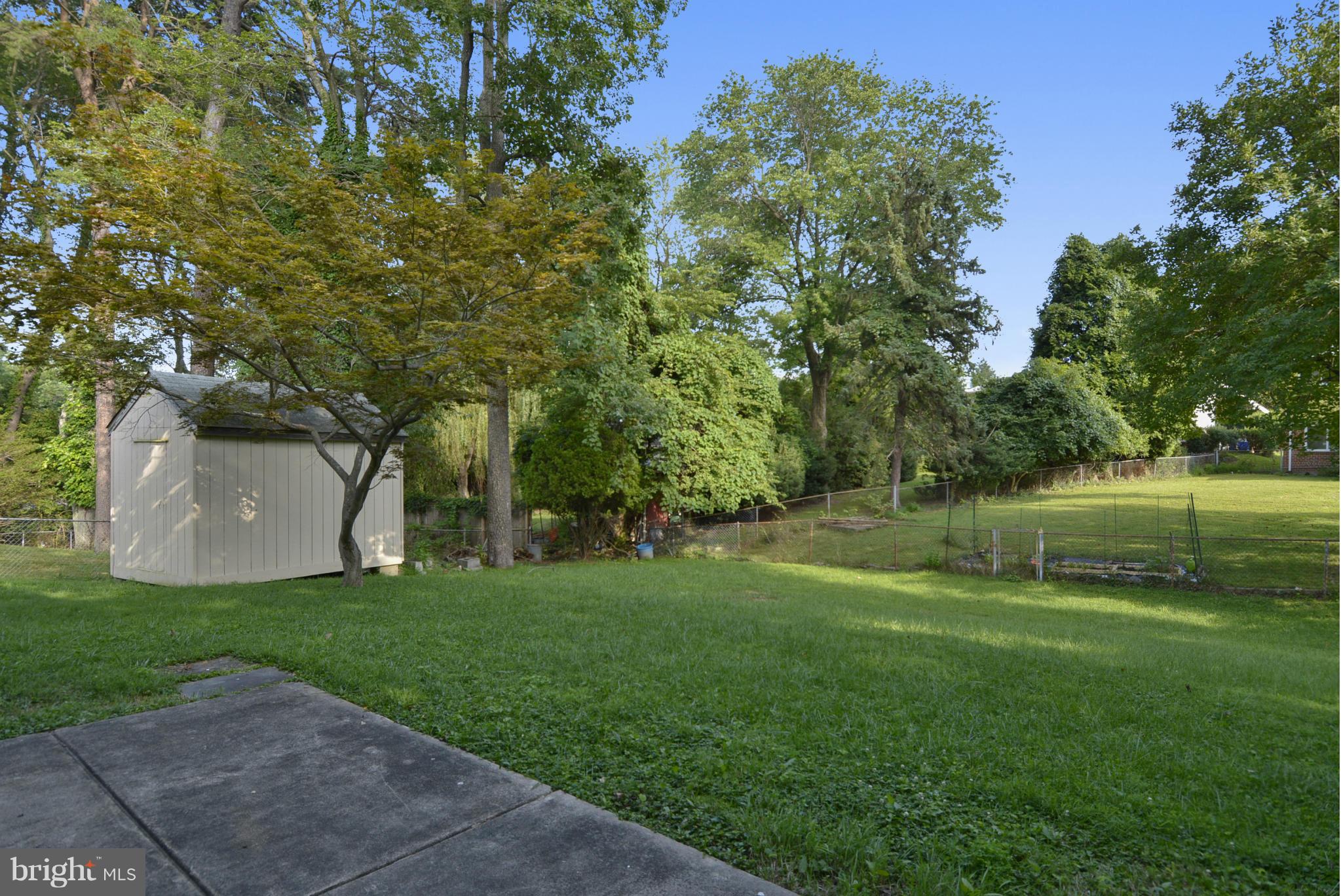 910 North Belgrade Road Silver Spring, MD 20902 - Photo 26 of 30 Patio