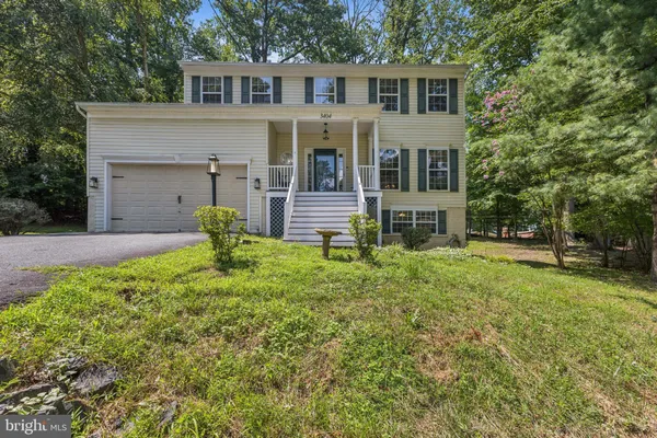 $650,000 | 3404 Holly Circle, Triangle, VA 22172