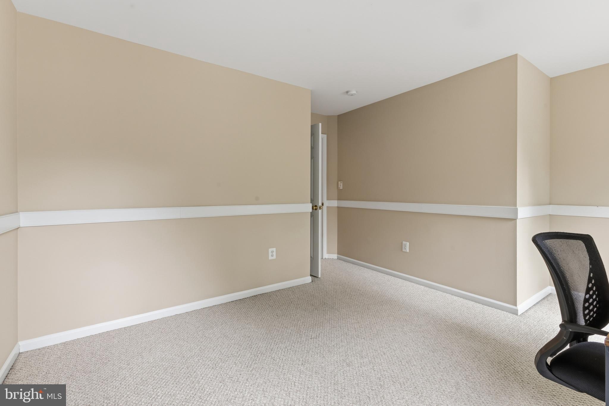 3404 Holly Circle Triangle, VA 22172 - Photo 27 of 68