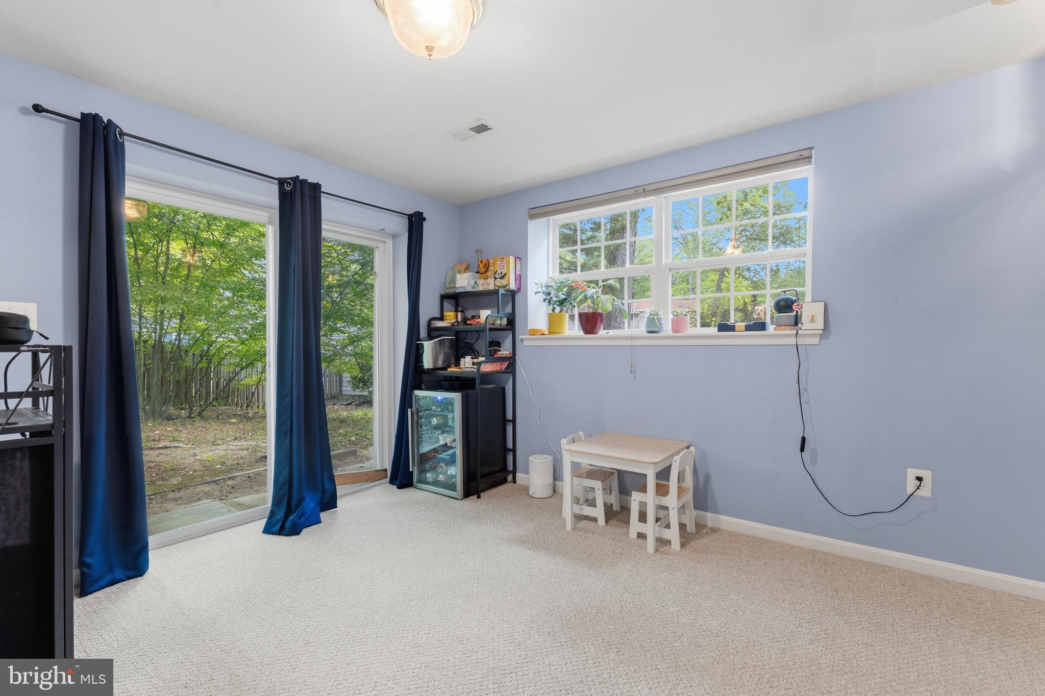3404 Holly Circle Triangle, VA 22172 - Photo 46 of 68