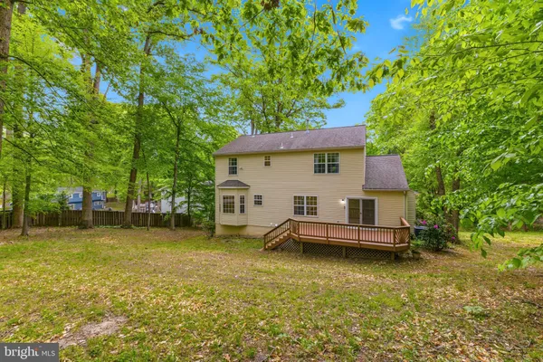 $650,000 | 3404 Holly Circle, Triangle, VA 22172