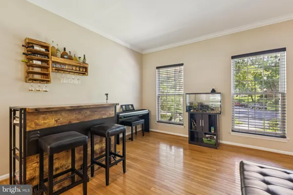$650,000 | 3404 Holly Circle, Triangle, VA 22172