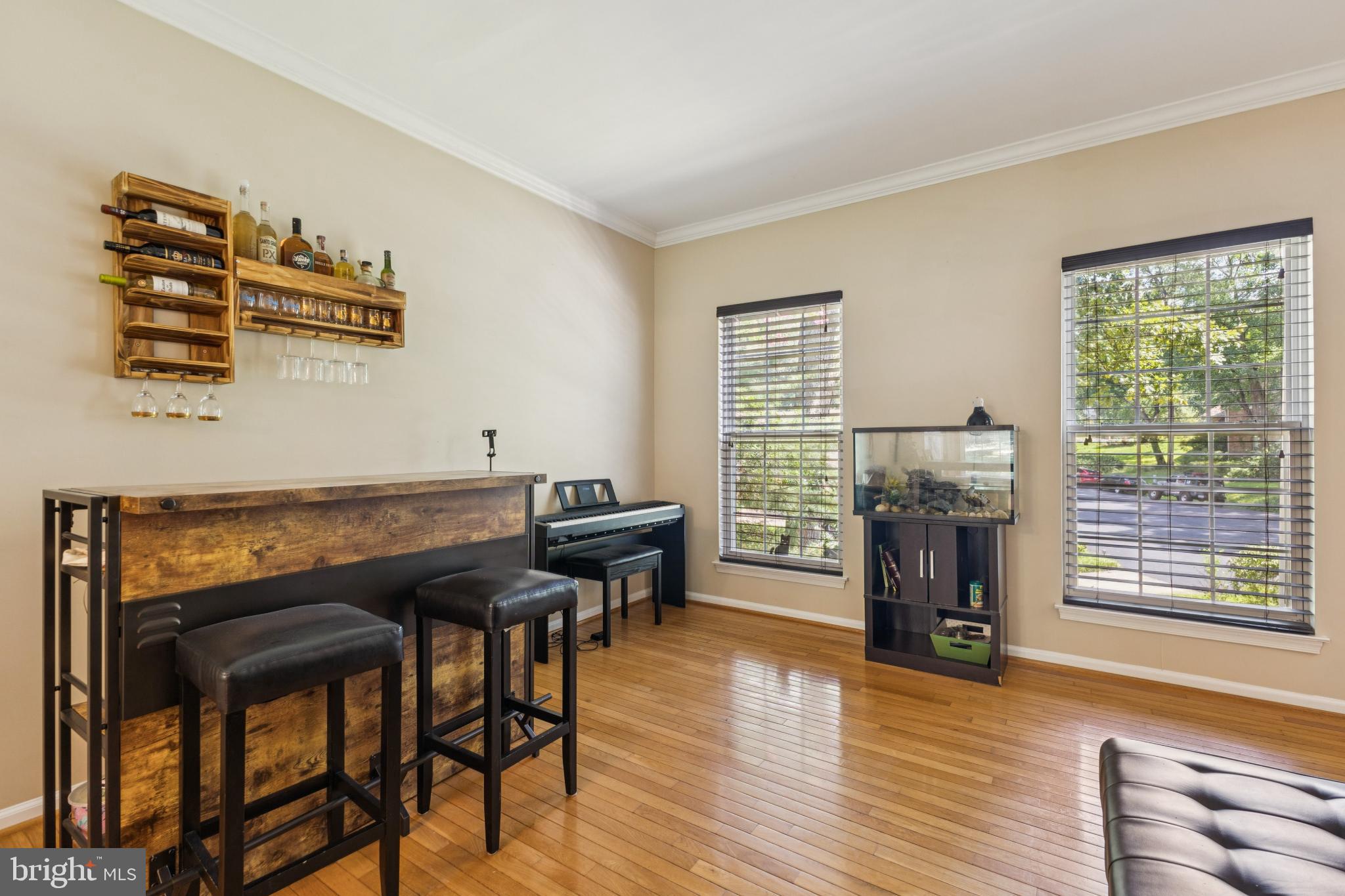 3404 Holly Circle Triangle, VA 22172 - Photo 58 of 68 Inviting space with natural light and charm.
