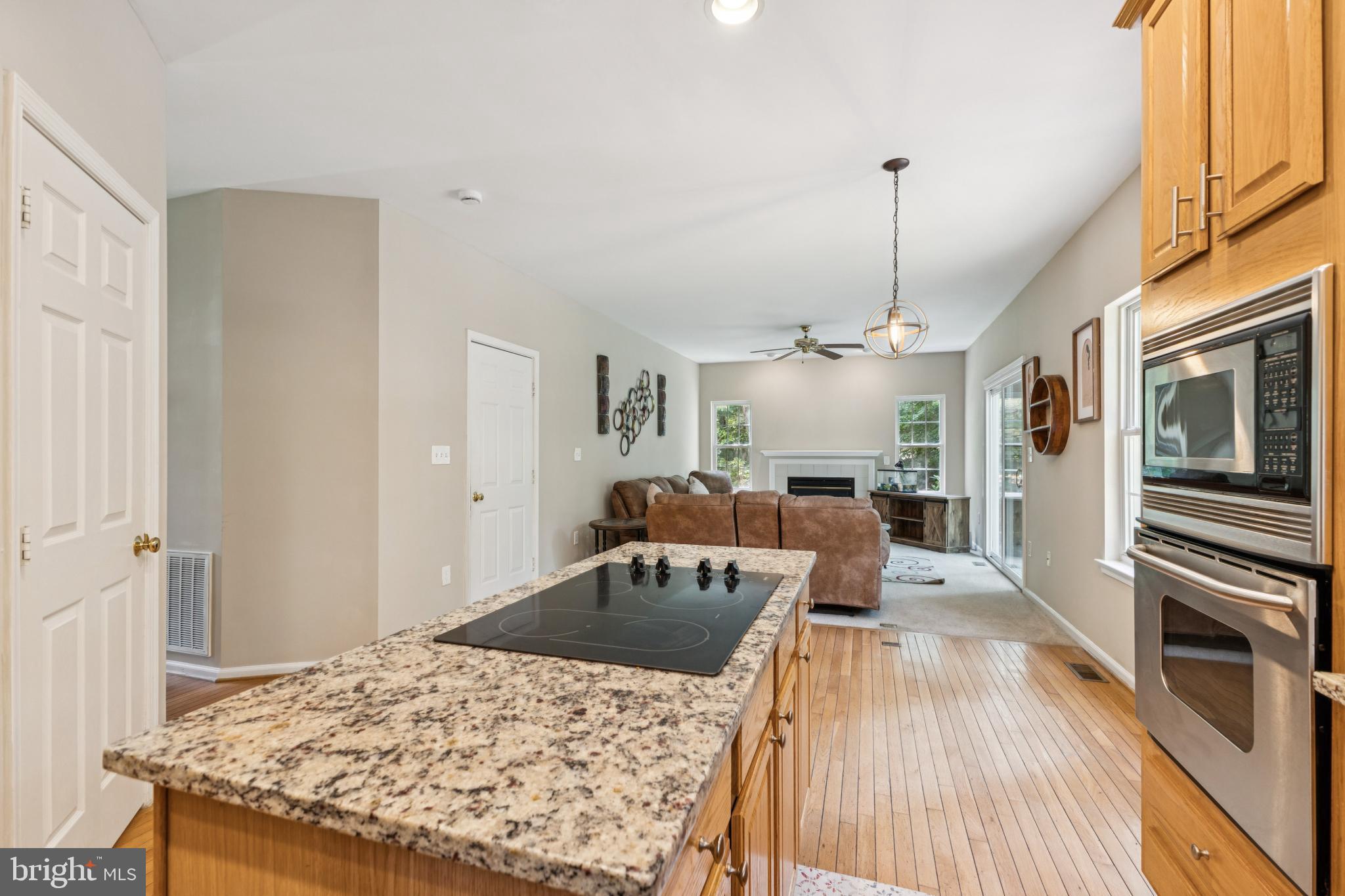 3404 Holly Circle Triangle, VA 22172 - Photo 63 of 68 Inviting open-concept living space.