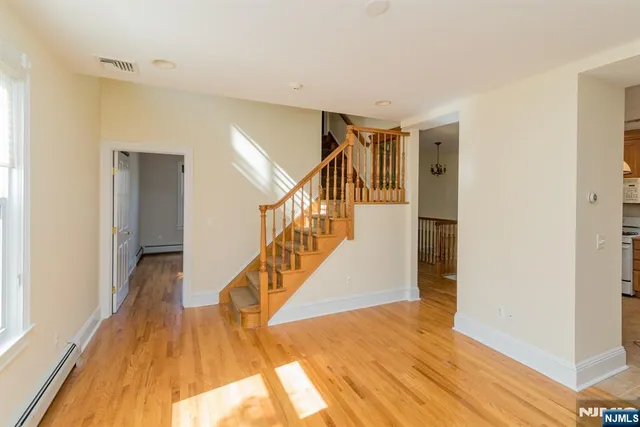 $3,200 | 130 Franklin Turnpike, Unit 2, Allendale, NJ 07401