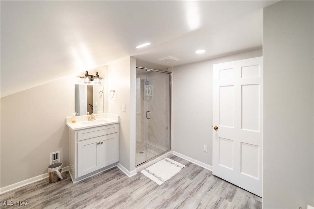 8067 Branch Road Medina, OH 44256 - Photo 25 of 50 2nd Floor Full Bath