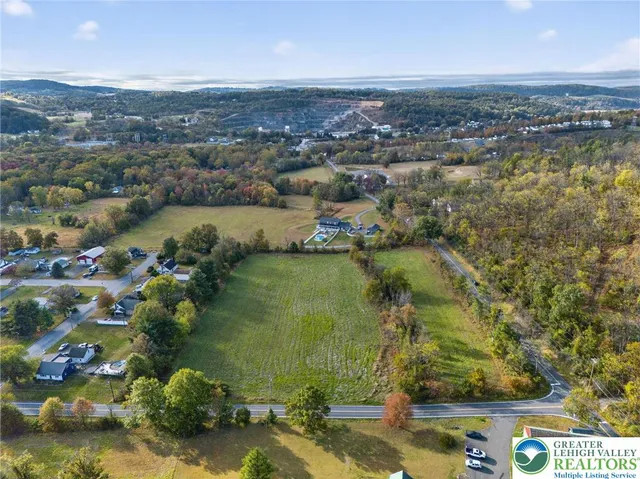 $375,000 | Spring Garden Drive, Bechtelsville, PA 19505