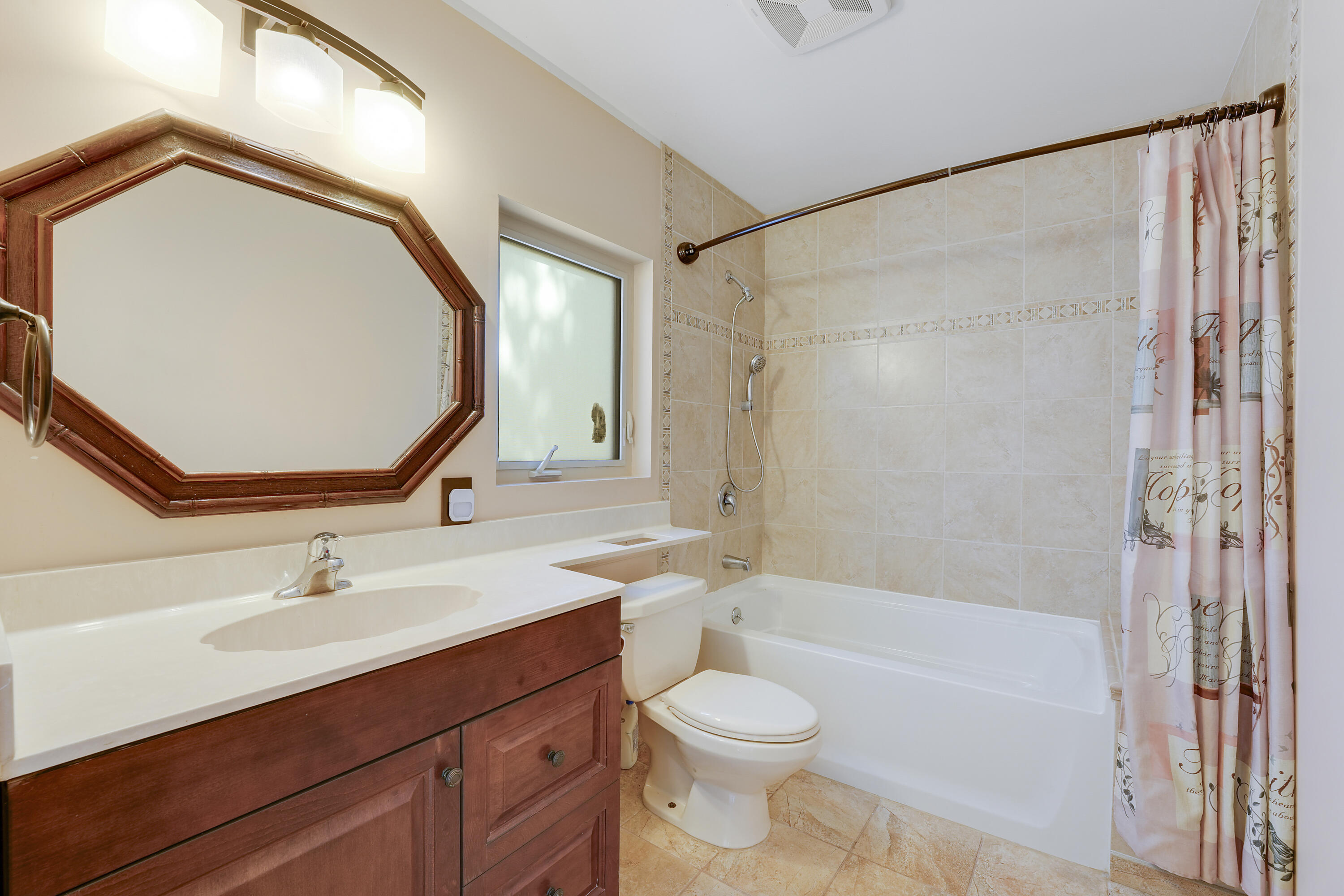 12263 Sandy Run Road Jupiter, FL 33478 - Photo 31 of 71 2nd Floor Bathroom