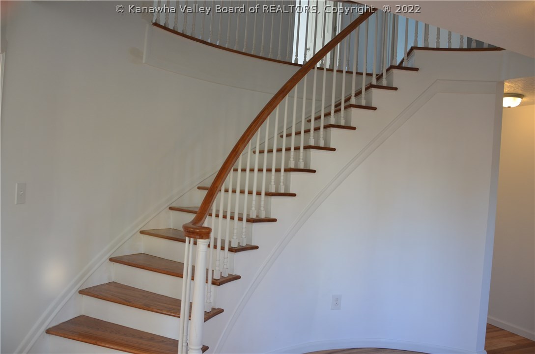 100 Colonial Lane Ripley, WV 25271 - Photo 6 of 13 Gallery Image 6