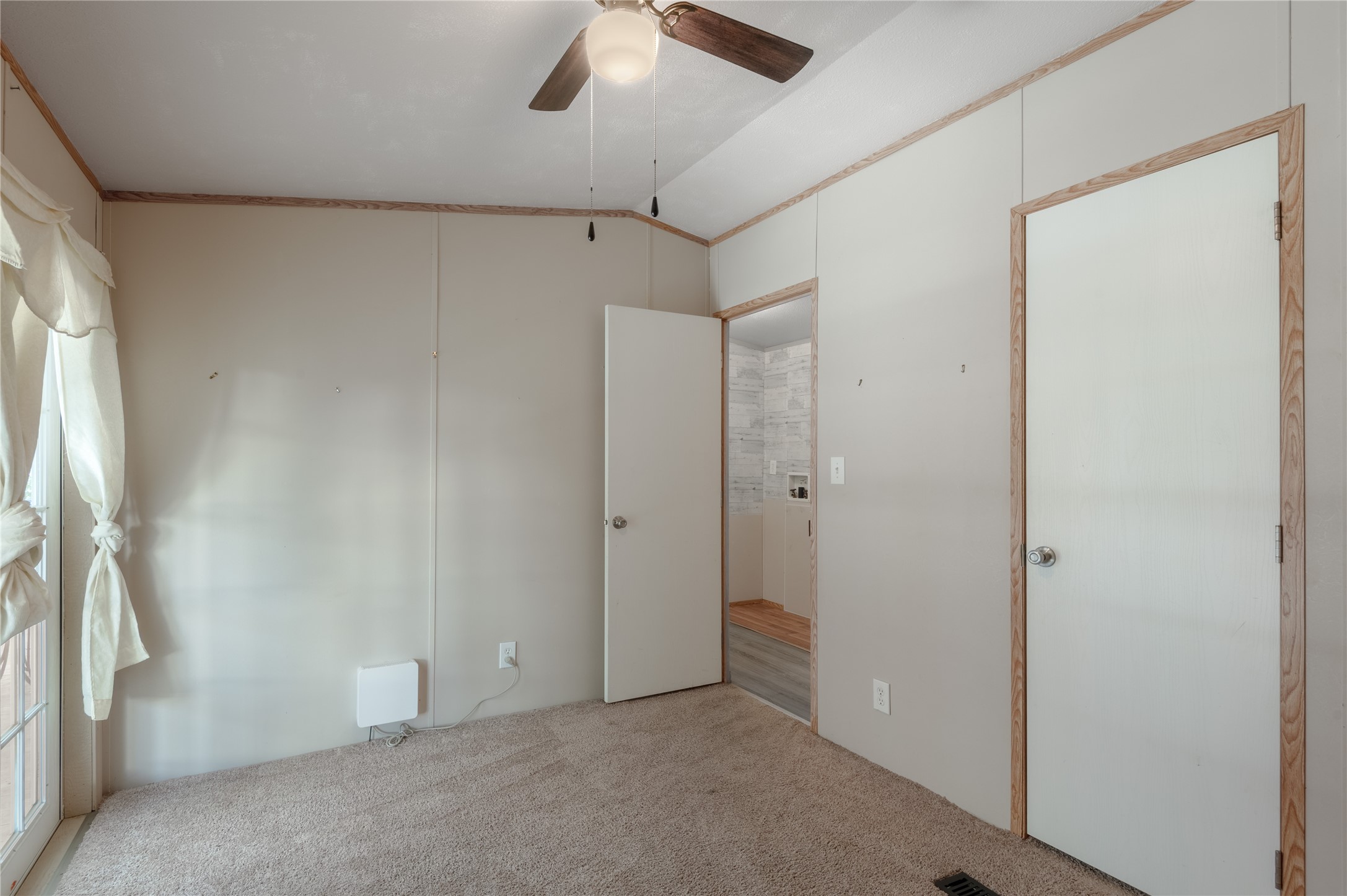 21 Oahu Court Point Blank, TX 77364 - Photo 23 of 45 Bedroom 2