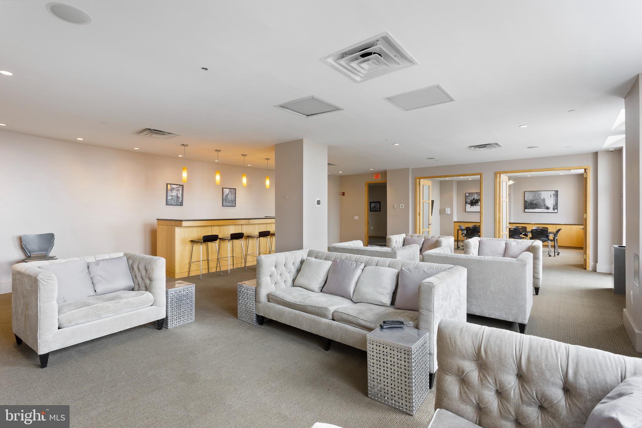 111 South 15th Street, Unit P302 Philadelphia, PA 19102 - Photo 26 of 31