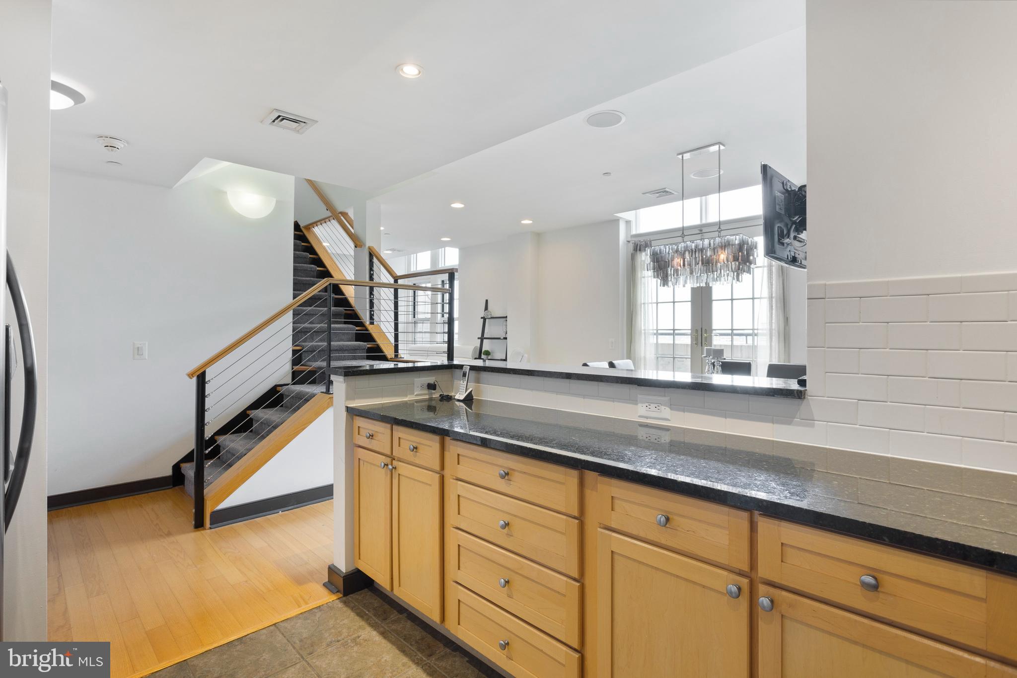 111 South 15th Street, Unit P302 Philadelphia, PA 19102 - Photo 4 of 31