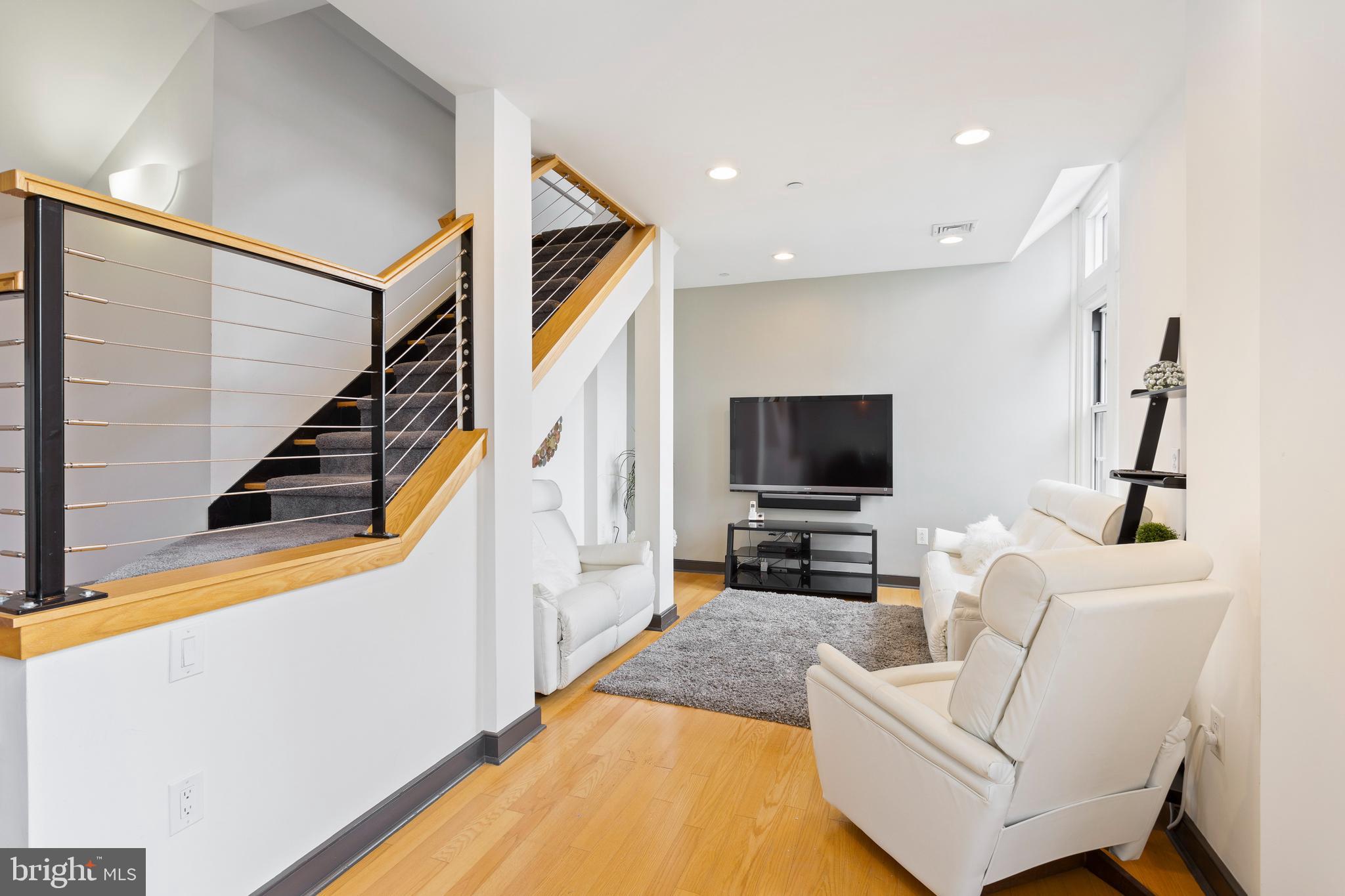 111 South 15th Street, Unit P302 Philadelphia, PA 19102 - Photo 10 of 31