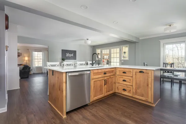 $1,075,000 | 3307 Island Drive Northeast, Alexandria, MN 56308