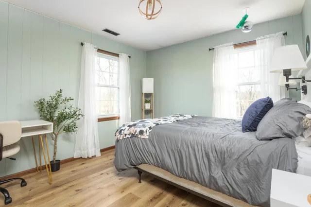 $1,250,000 | 3307 Island Drive Northeast, Alexandria, MN 56308