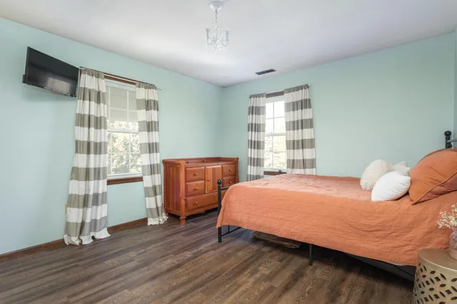 $1,250,000 | 3307 Island Drive Northeast, Alexandria, MN 56308