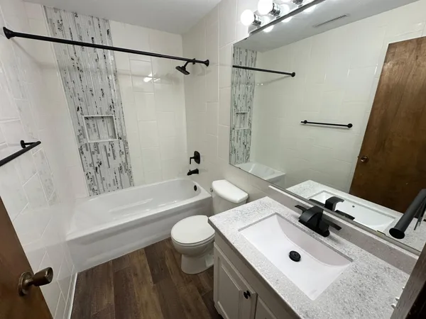 $1,075,000 | 3307 Island Drive Northeast, Alexandria, MN 56308