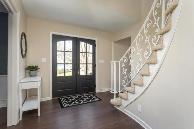 $1,250,000 | 3307 Island Drive Northeast, Alexandria, MN 56308