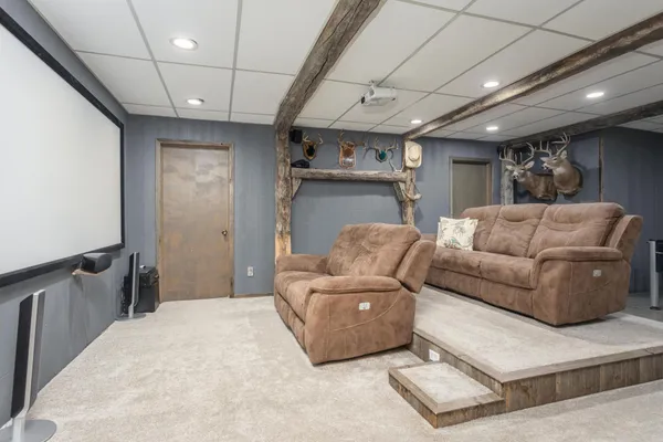 $1,075,000 | 3307 Island Drive Northeast, Alexandria, MN 56308
