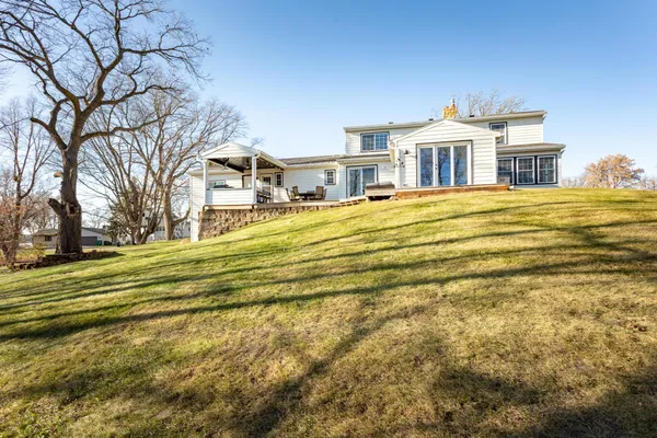 $1,075,000 | 3307 Island Drive Northeast, Alexandria, MN 56308