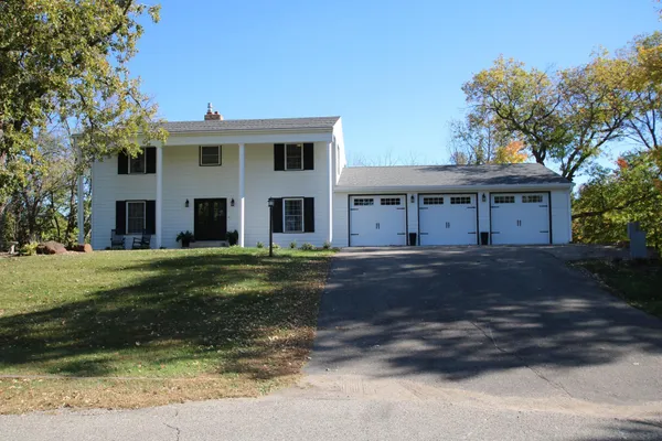 $1,075,000 | 3307 Island Drive Northeast, Alexandria, MN 56308