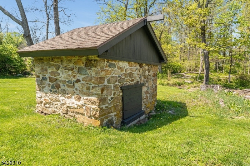234 Cokesbury Califon Road Lebanon, NJ 08833 - Photo 6 of 46 a view of a backyard of the house