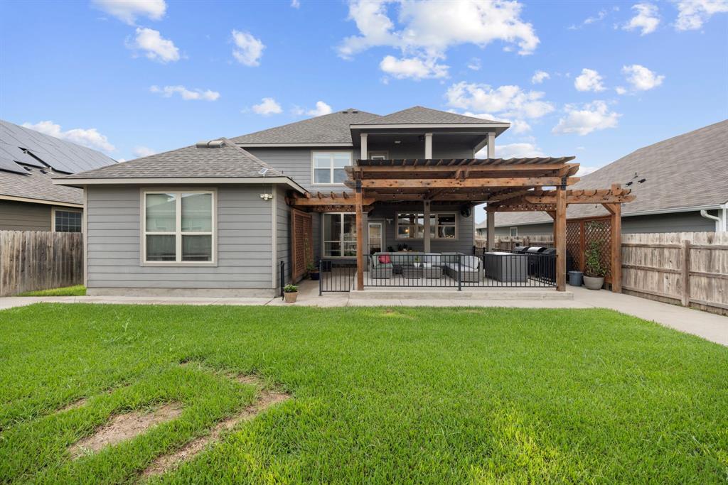 3221 Samson Drive Lorena, TX 76655 - Photo 4 of 39