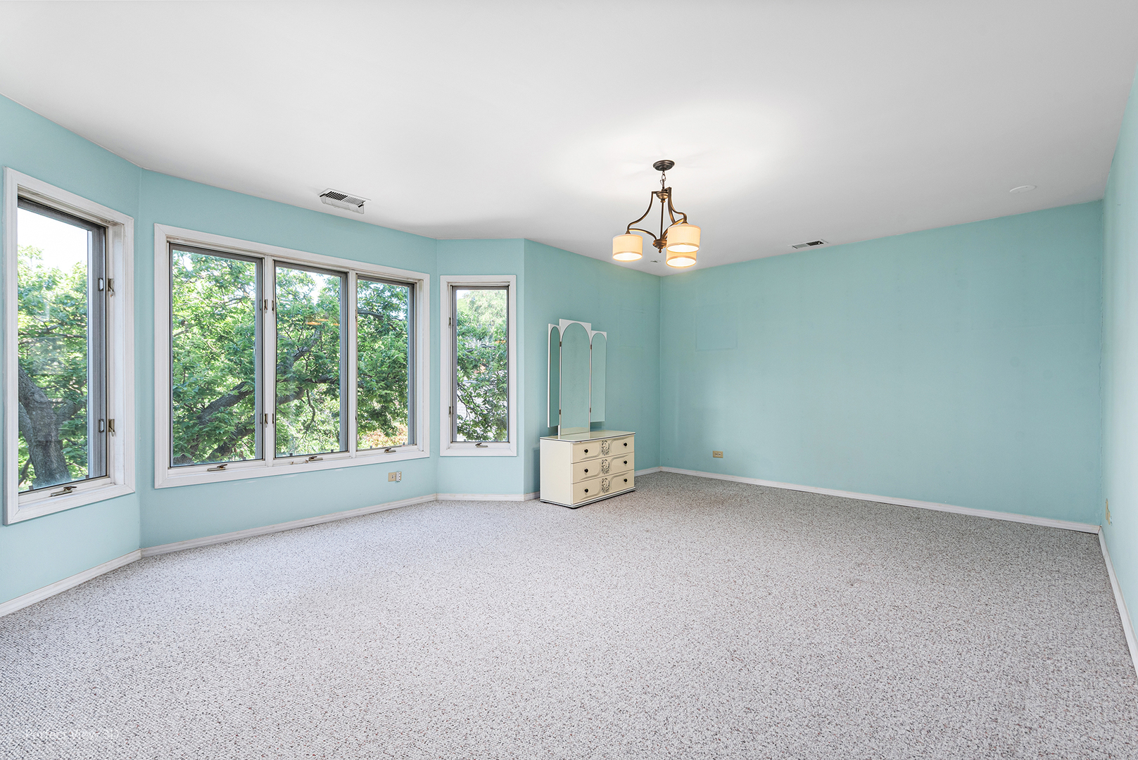 150 Lake Boulevard, Unit 125 Buffalo Grove, IL 60089 - Photo 15 of 30 a view of an empty room with a window