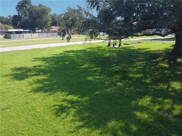 $234,000 | 1956 Carrollwood Drive, Laplace, LA 70068